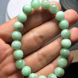 Vòng Tay Đá Cẩm Thạch (Jadeite)