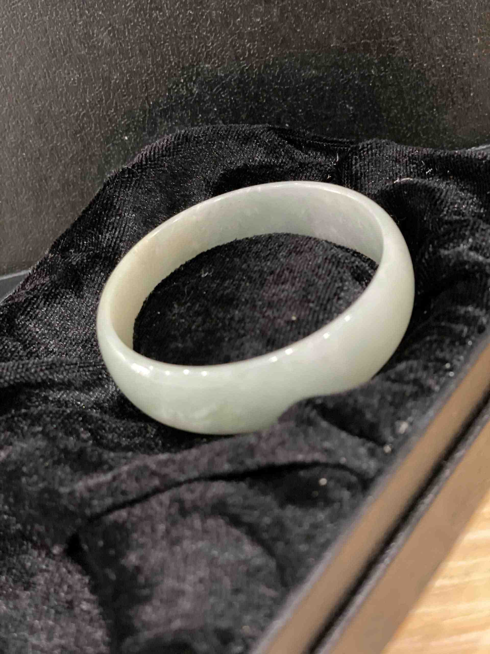 Vòng Tay Đá Cẩm Thạch