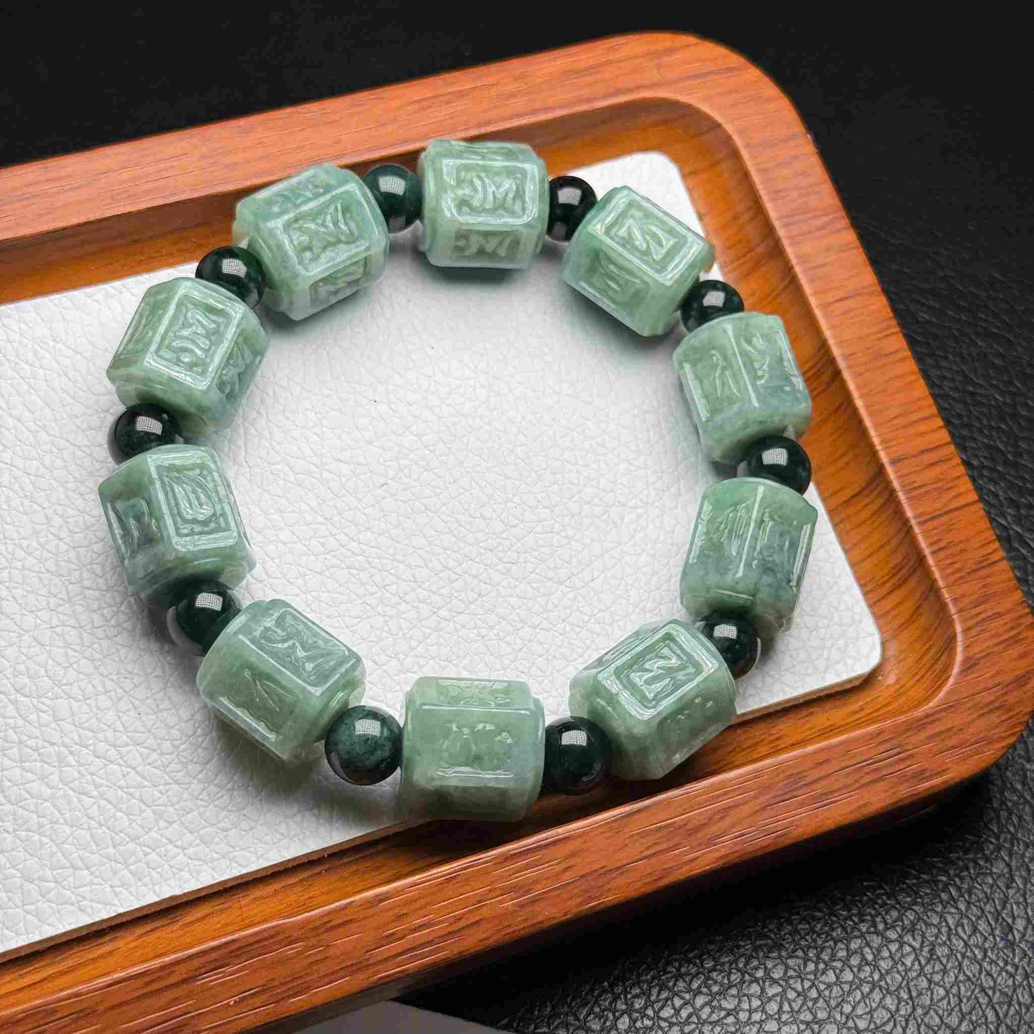 Vòng Tay Lục Tự Bảo Cầm Thạch