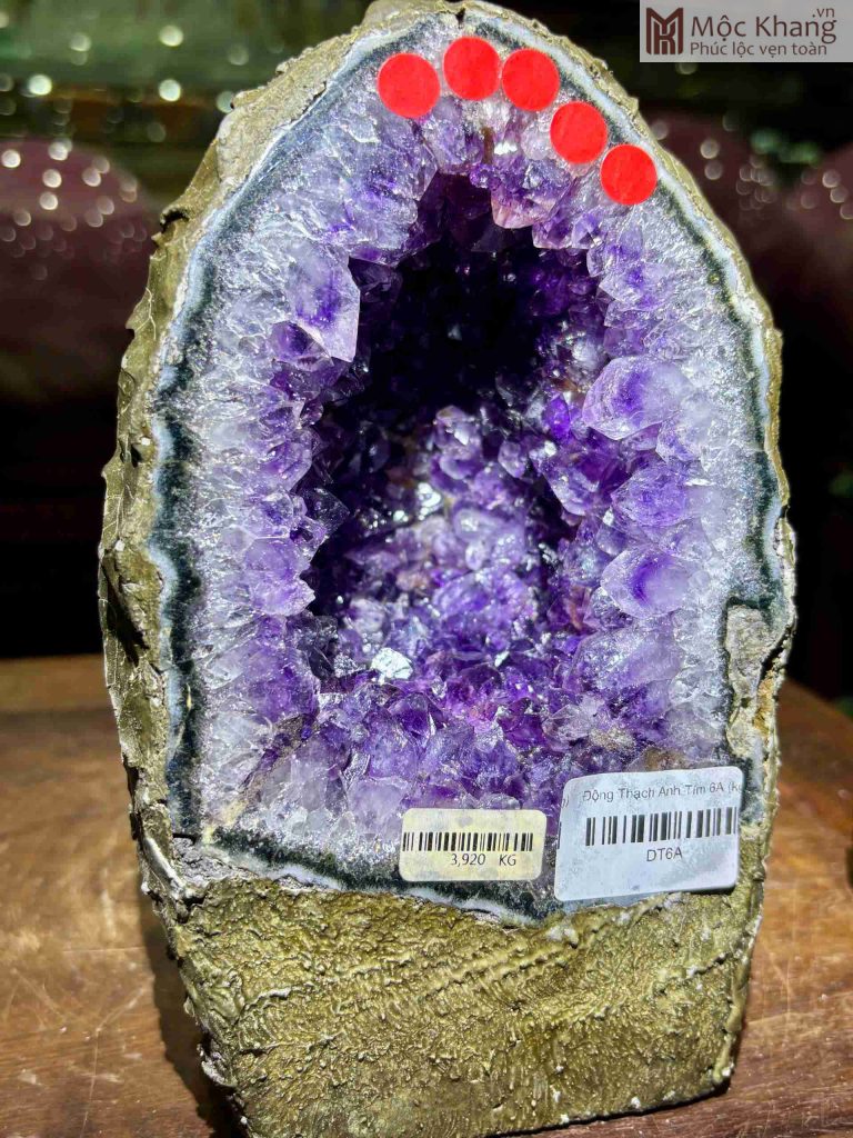 Hốc Thạch Anh Tím