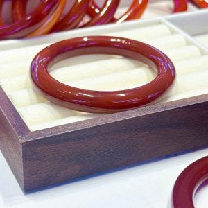 Vòng Tay Mã Não Đỏ Chột Ú Ni 52 (cm)