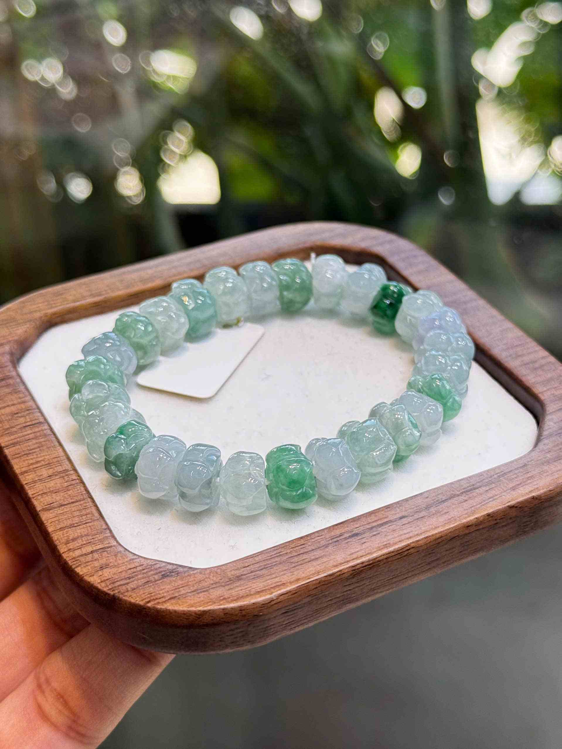 Vòng Tay Ngọc Huyết Nếp Băng Táo Hoa Bay Hạt 10 (mm) (1)_1