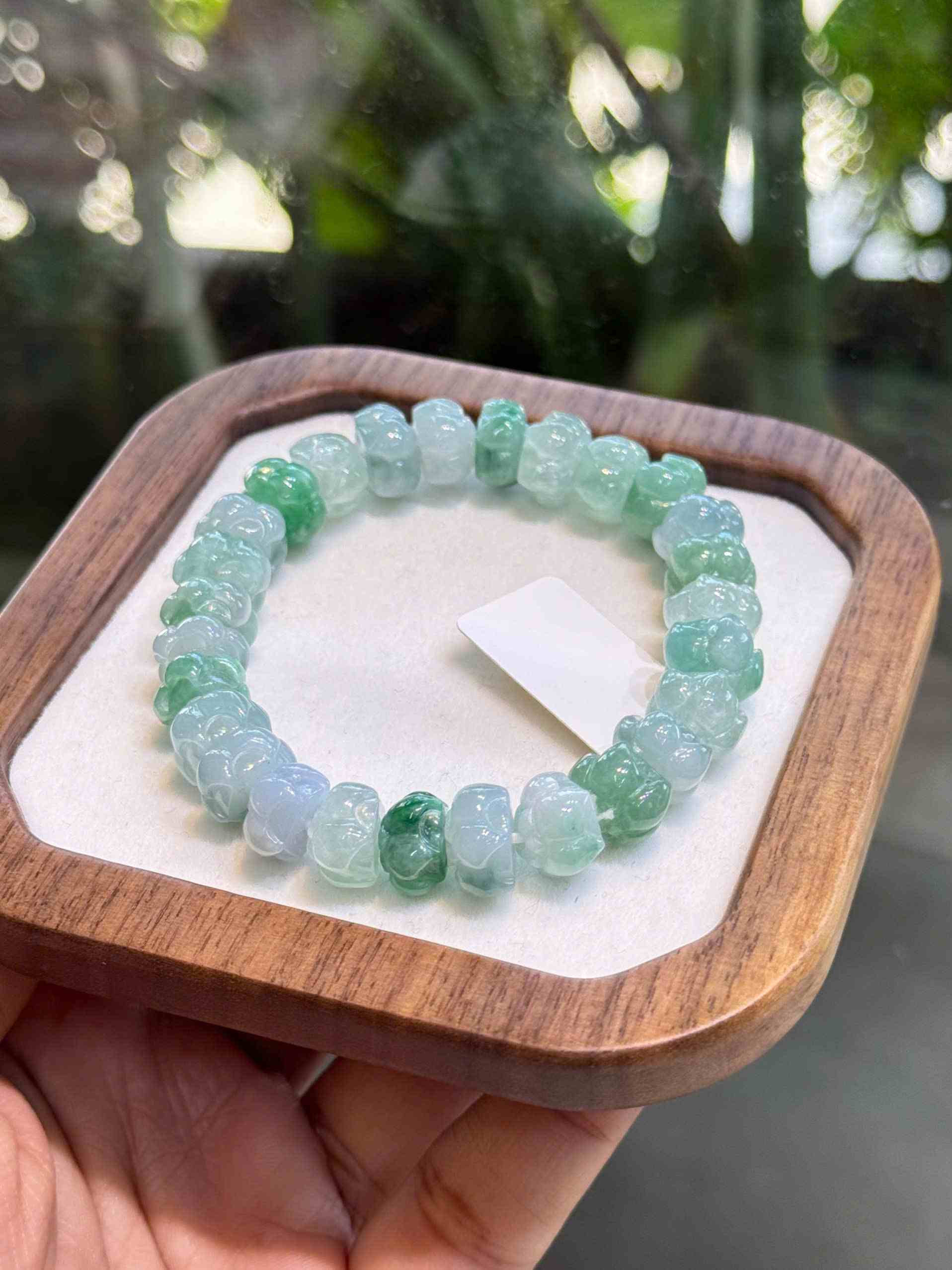 Vòng Tay Ngọc Huyết Nếp Băng Táo Hoa Bay Hạt 10 (mm)