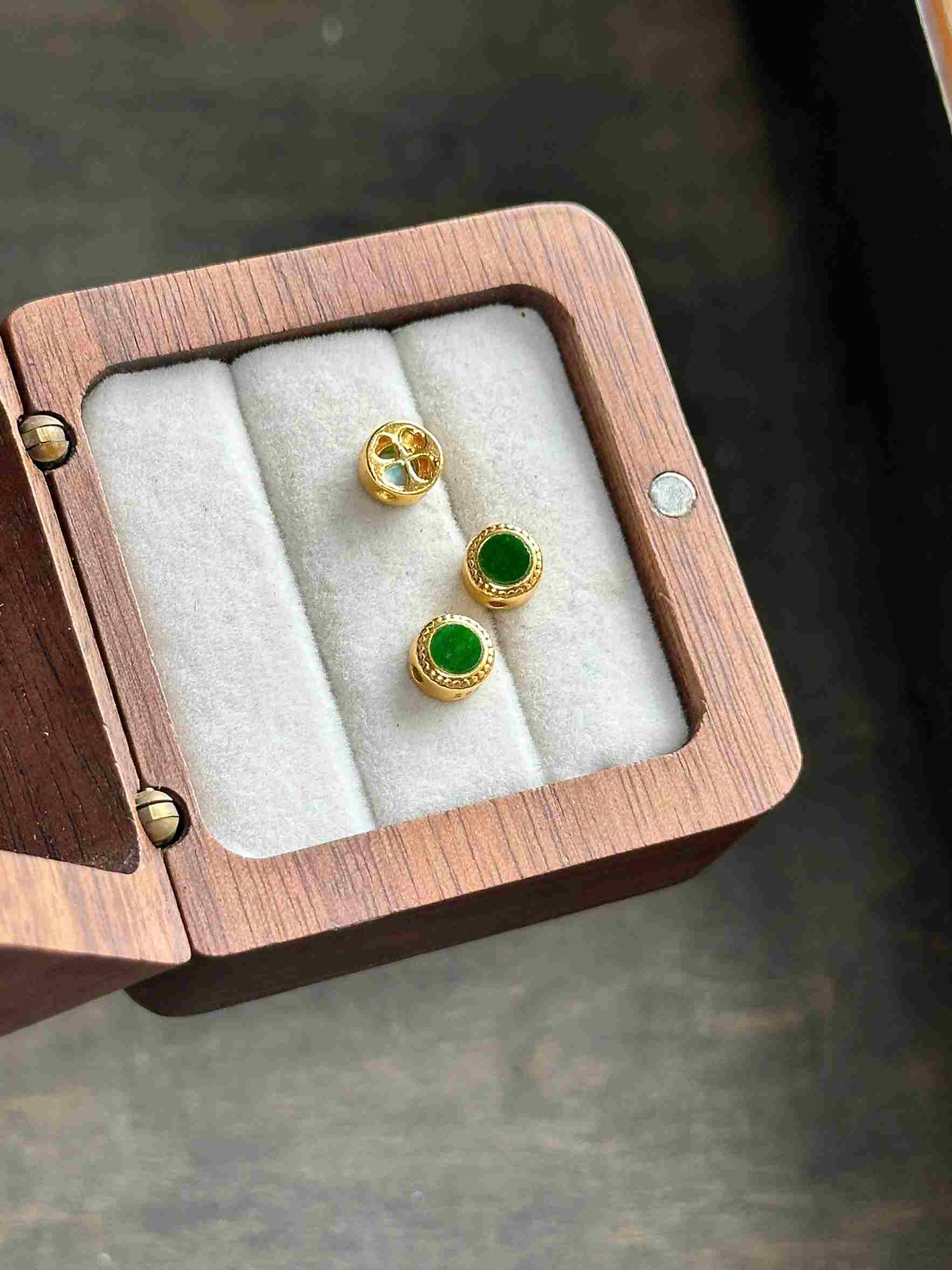 Charm Bạc Gắn Ngọc Cẩm Thạch 6.6 (mm)