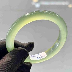 Vòng Tay Ngọc Tụ Nham Băng Ni 55 (mm)