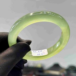 Vòng Tay Ngọc Tụ Nham Băng Ni 55 (mm)